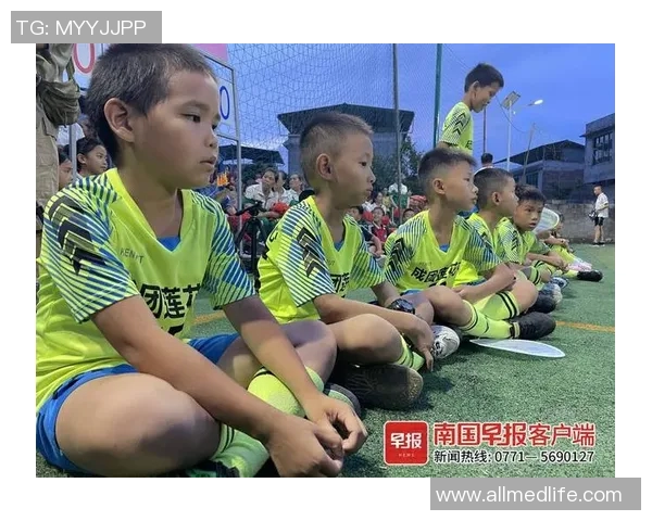 山里娃逆袭成足球明星的励志故事与成长之路 山里娃逆袭成足球明星的励志故事与成长之路