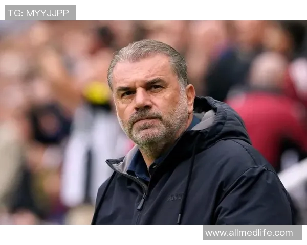 国际足球明星边后卫的崛起与影响力分析及未来发展趋势探讨