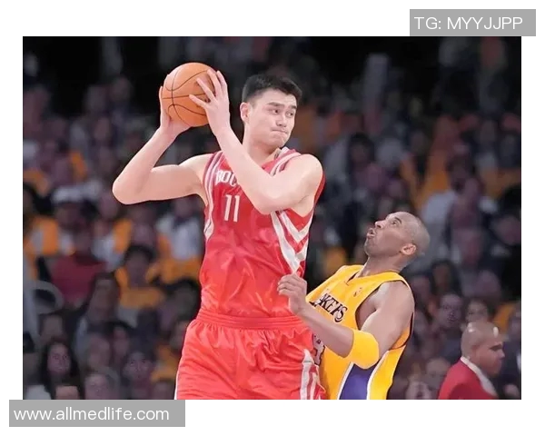 姚明的传奇人生从篮球明星的诞生开始探索他的成长与成就